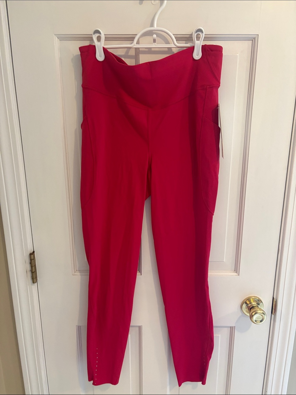 Lululemon hot pink fast and free hr tights 28 inches with Side Pocket size 14 bn